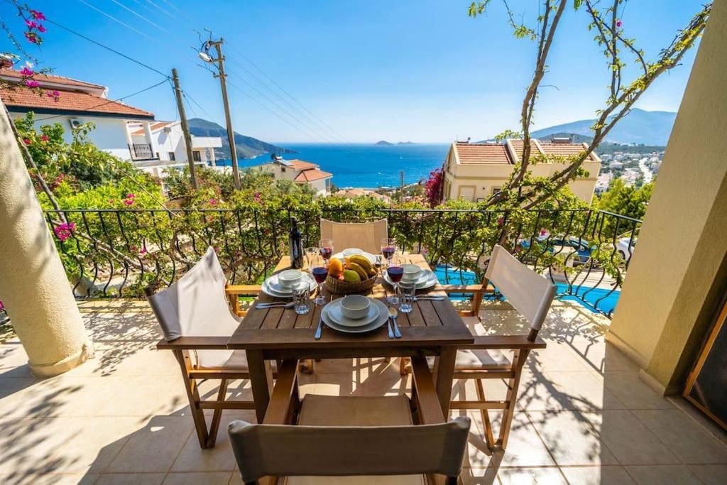 Azure Apartment With Sea View In Kalkan Bagian luar foto