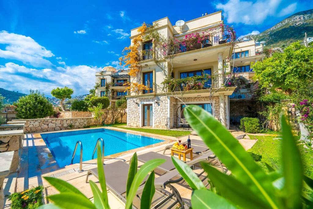 Azure Apartment With Sea View In Kalkan Bagian luar foto
