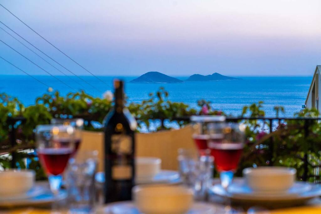 Azure Apartment With Sea View In Kalkan Bagian luar foto