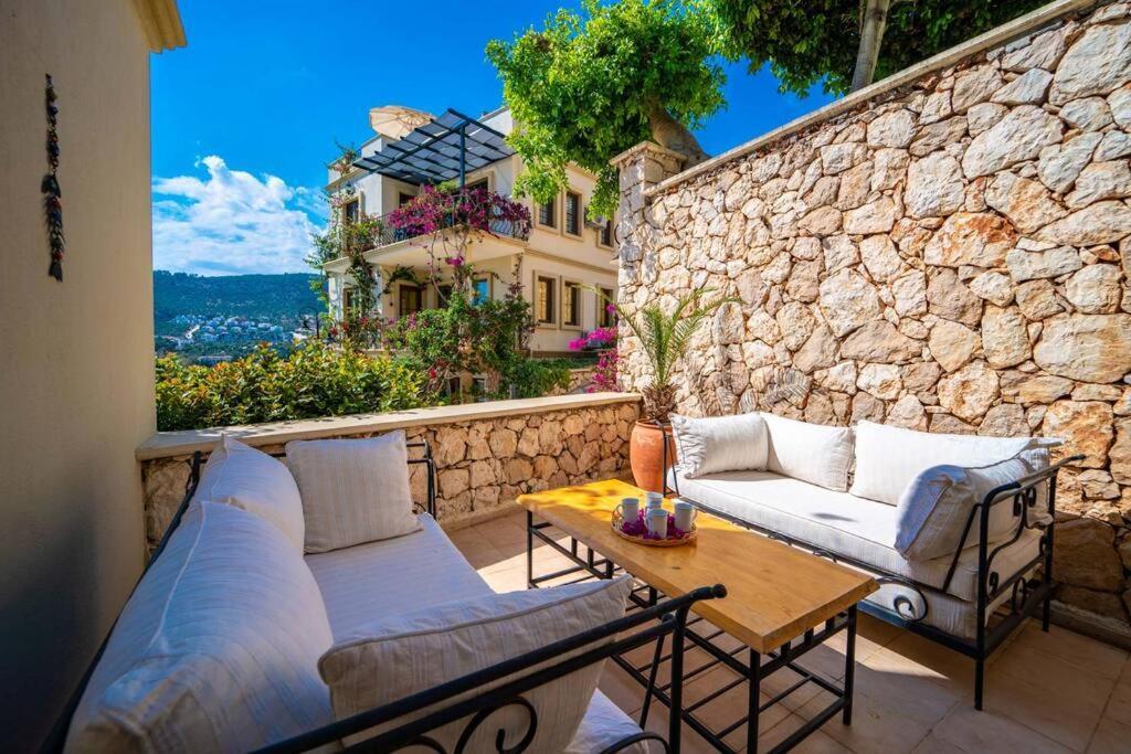 Azure Apartment With Sea View In Kalkan Bagian luar foto