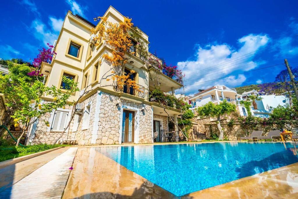 Azure Apartment With Sea View In Kalkan Bagian luar foto