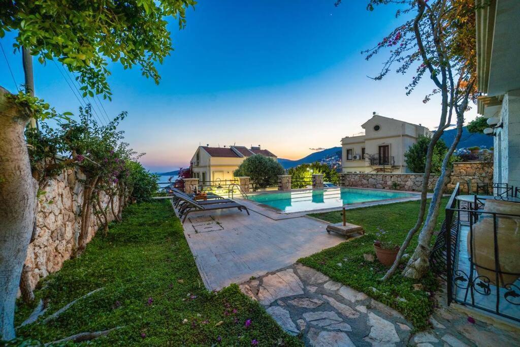 Azure Apartment With Sea View In Kalkan Bagian luar foto