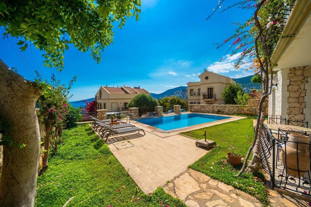 Azure Apartment With Sea View In Kalkan Bagian luar foto